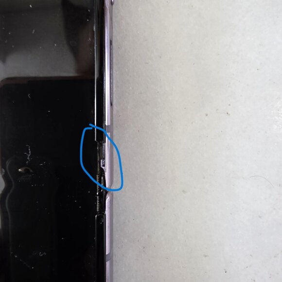 Samsung Galaxy Z Flip4 5G, 128GB, Bora Purple - Unlocked - Picture 5 of 12